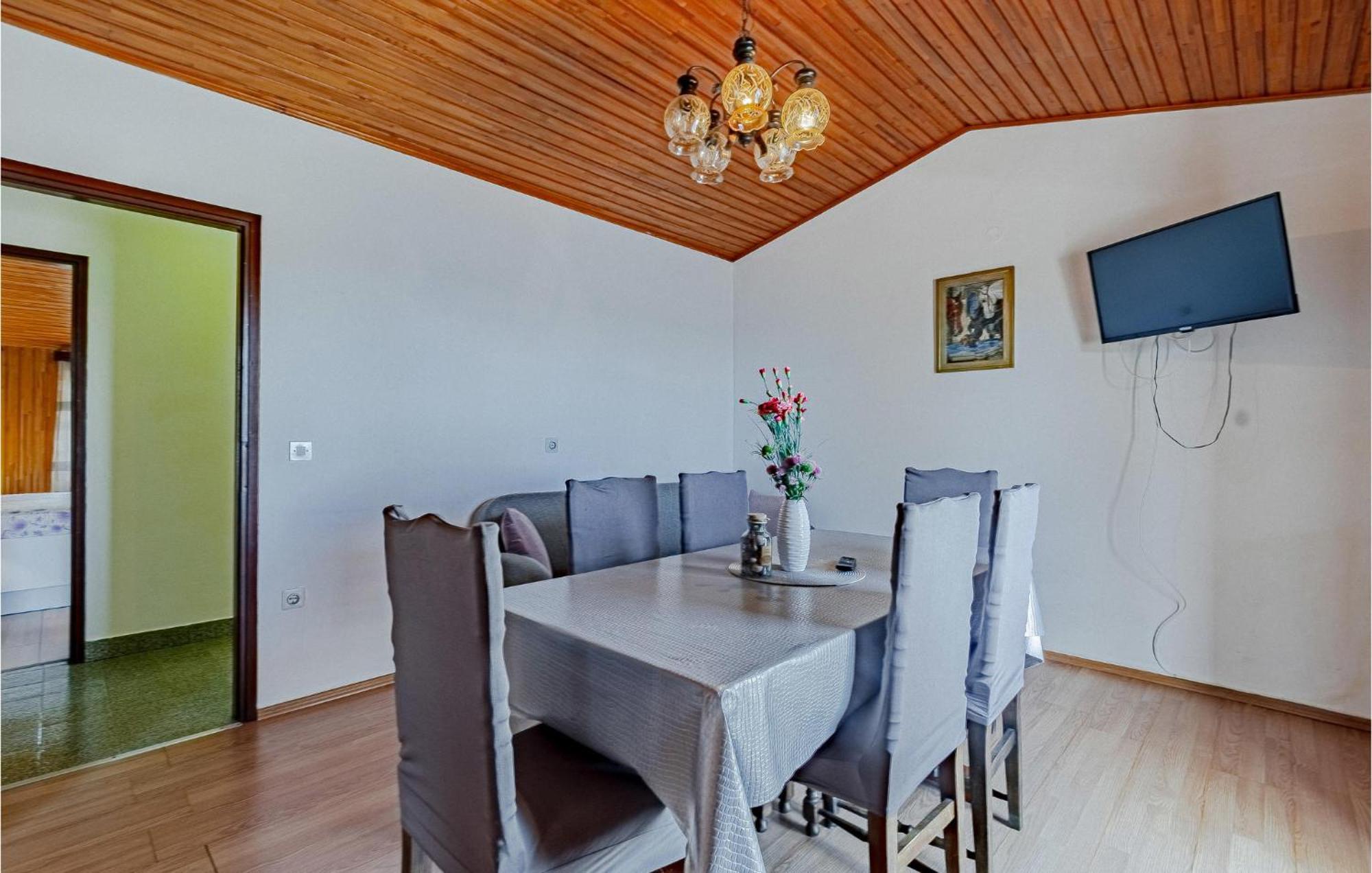 Beautiful Home In Prizba With Kitchen Екстер'єр фото